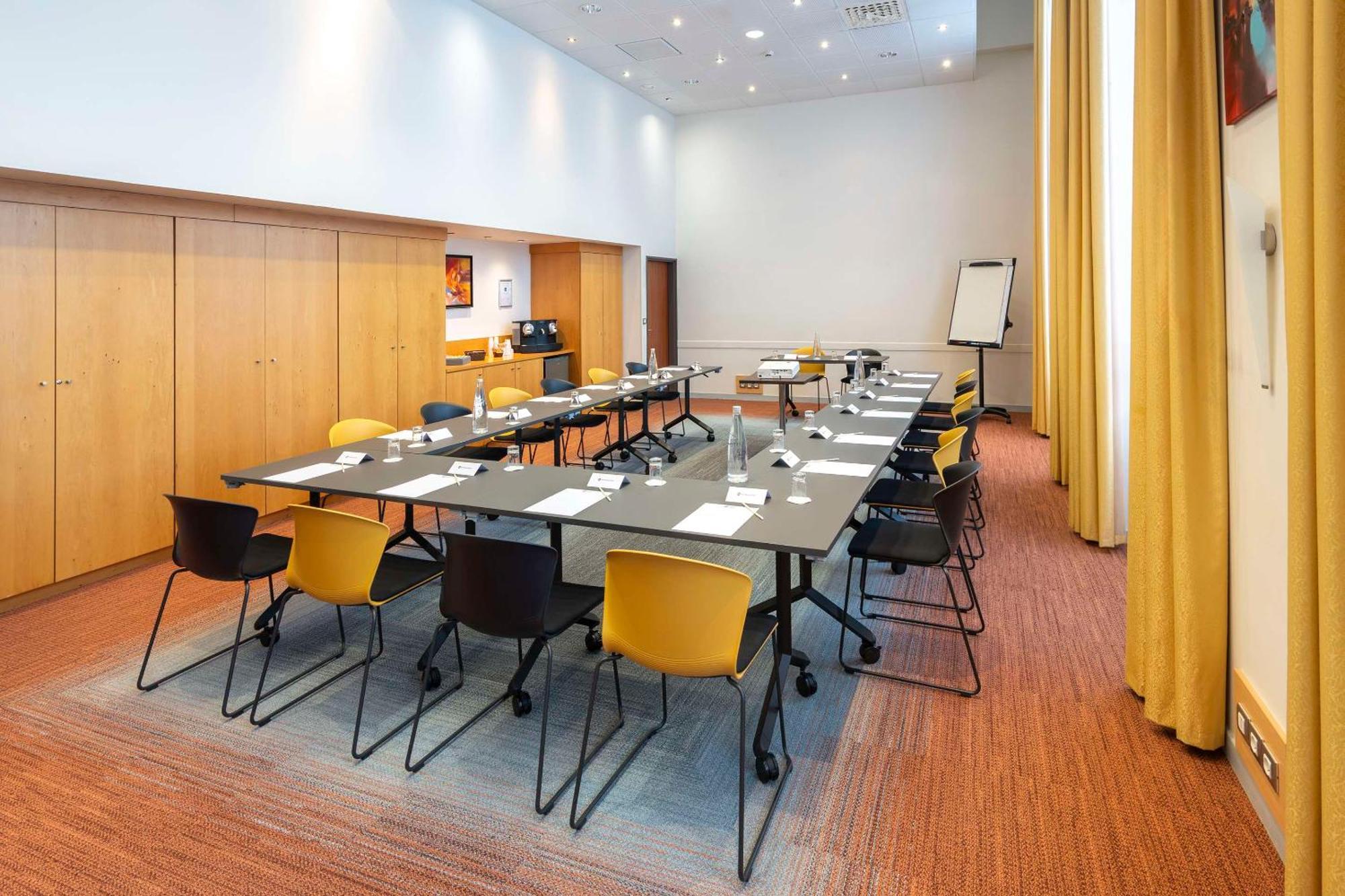 Best Western Plus Hotel Colbert Châteauroux Dış mekan fotoğraf