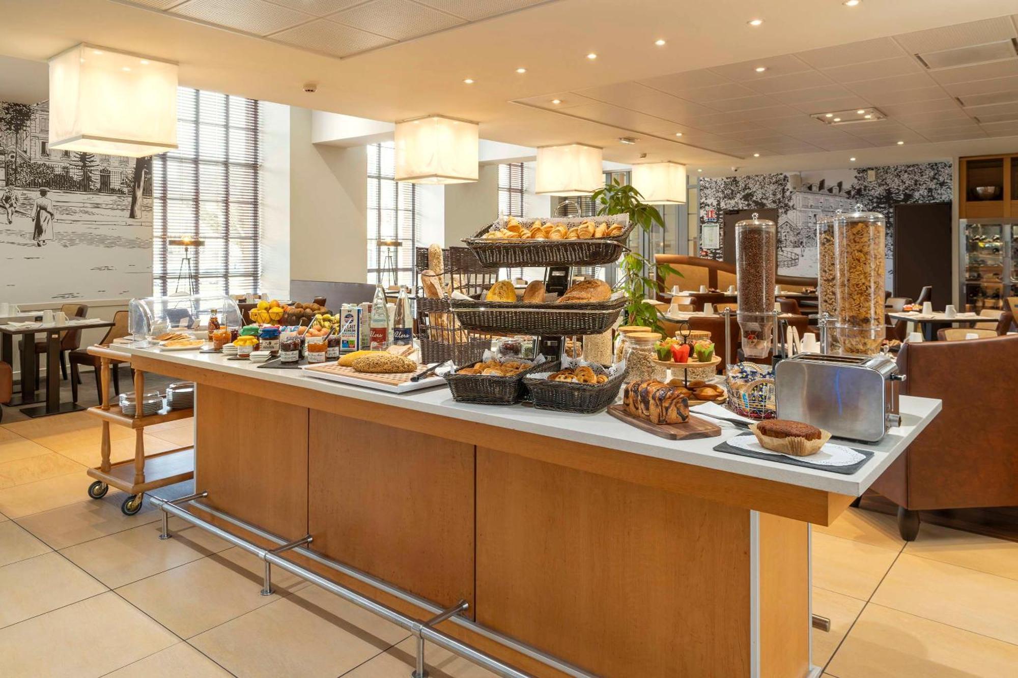 Best Western Plus Hotel Colbert Châteauroux Dış mekan fotoğraf